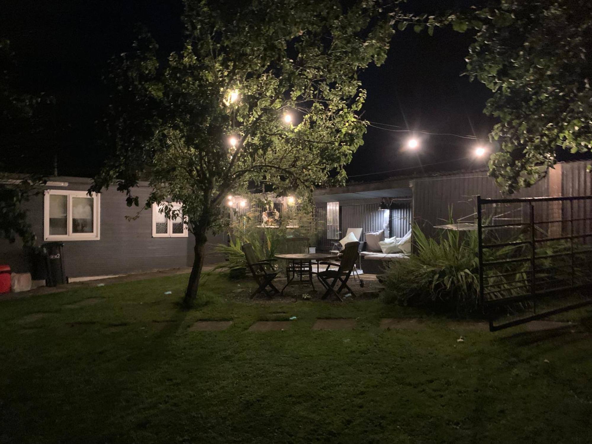 Stunning 2-Bed Cabin In Nantglyn Денби Экстерьер фото